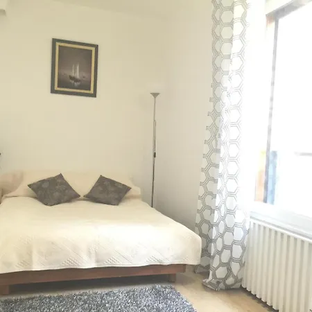 Appartement Charming Place Saint Germain