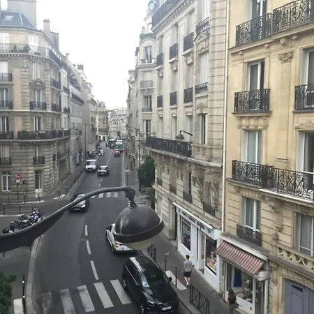 Charming Place Saint Germain شقة *
